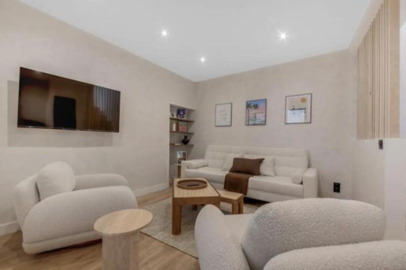 Maison De Charme Au Coeur De Batignolles *